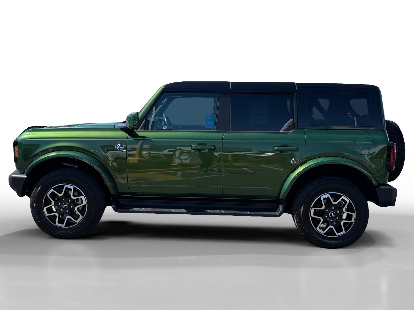 Certified 2025 Ford Bronco Outer Banks AWD/4WD image 2