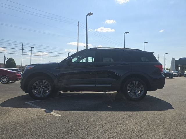 Certified 2023 Ford Explorer XLT w/ Equipment Group 202A AWD/4WD image 12