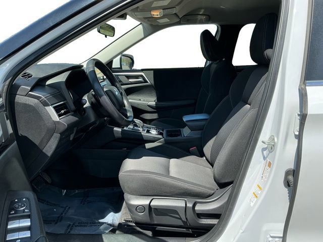 Used 2022 Mitsubishi Outlander ES AWD/4WD image 10