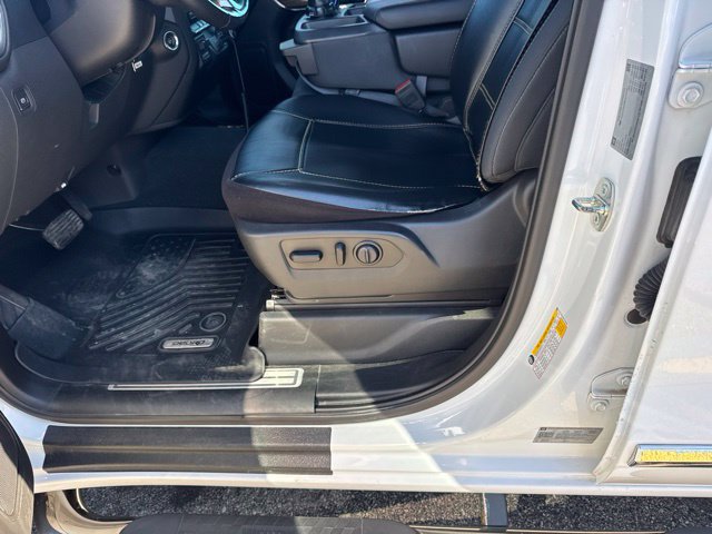 Used 2019 Chevrolet Silverado 1500 LT w/ All-Star Edition AWD/4WD image 16