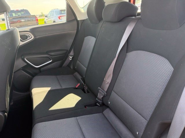 Used 2024 Kia Soul LX w/ LX Technology Package FWD image 25
