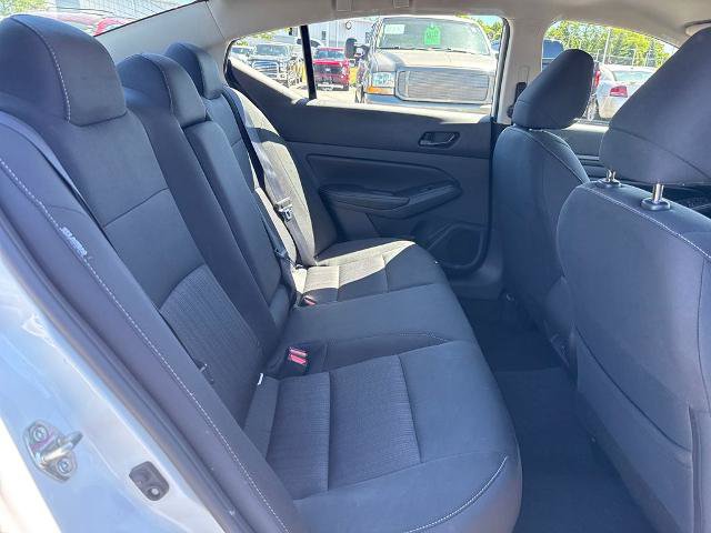 Used 2025 Nissan Altima 2.5 SV FWD image 9