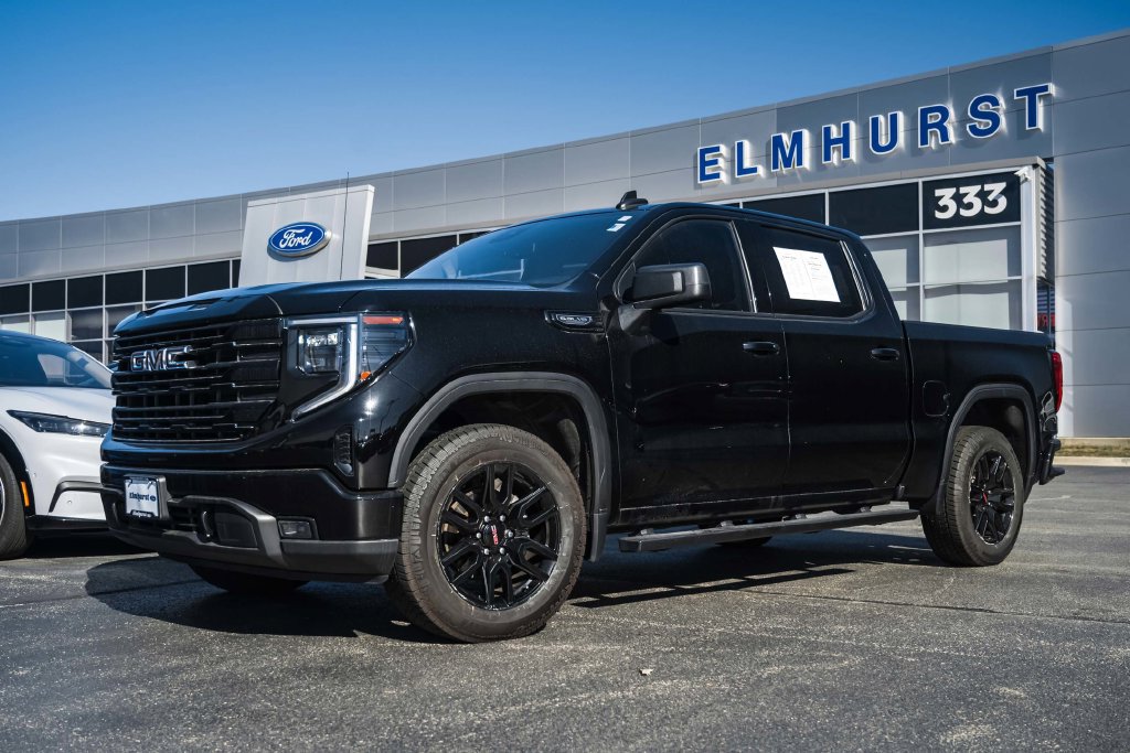 Used 2024 GMC Sierra 1500 Elevation w/ Preferred Package AWD/4WD image 1