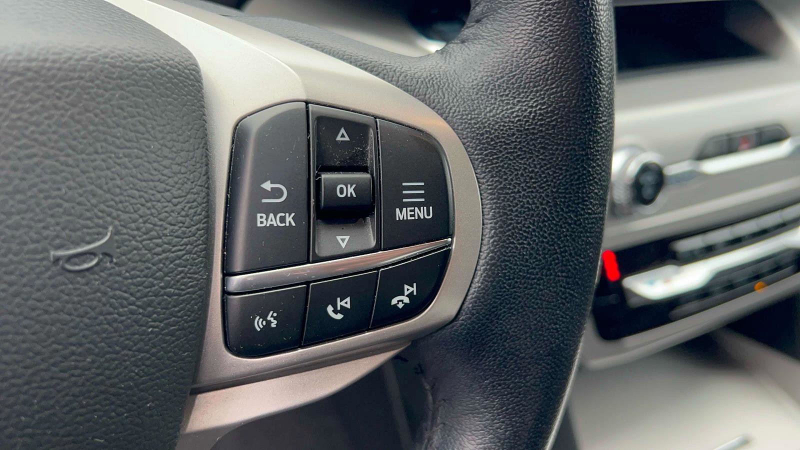 Certified 2022 Ford Explorer XLT image 25