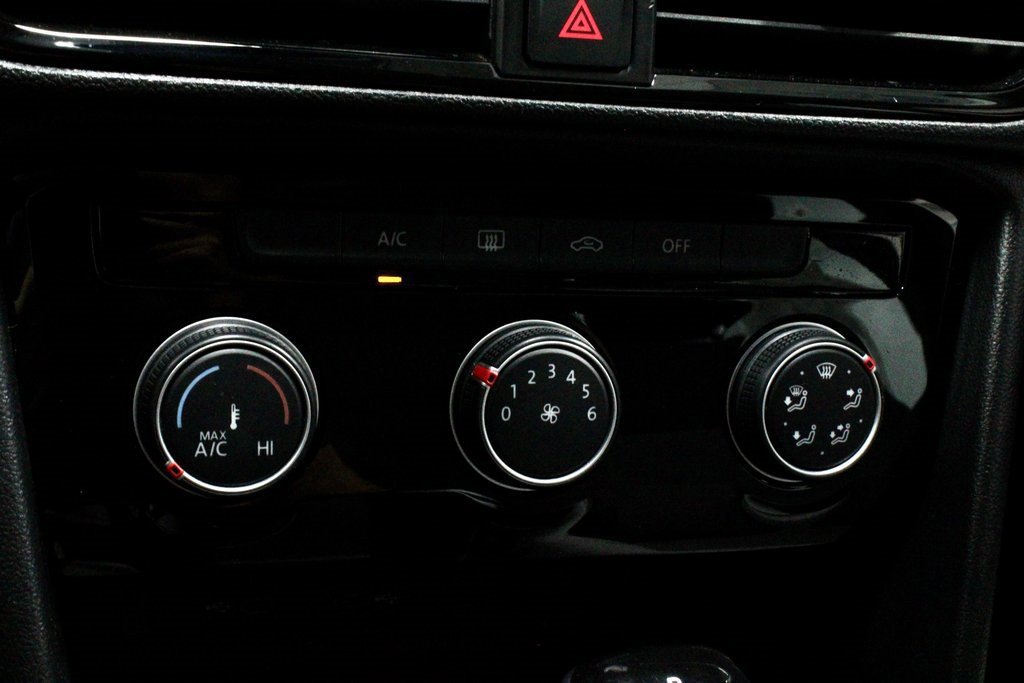 Used 2024 Volkswagen Taos S image 30