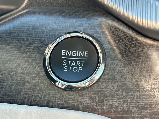 Certified 2025 Ford Explorer Platinum w/ LUX Leather Package image 39