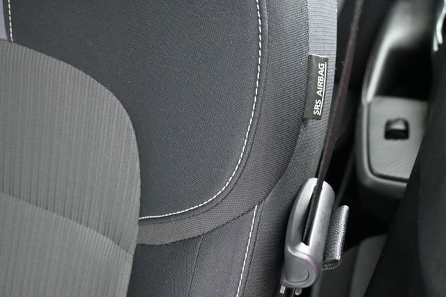 Used 2020 Nissan Sentra SV FWD image 13
