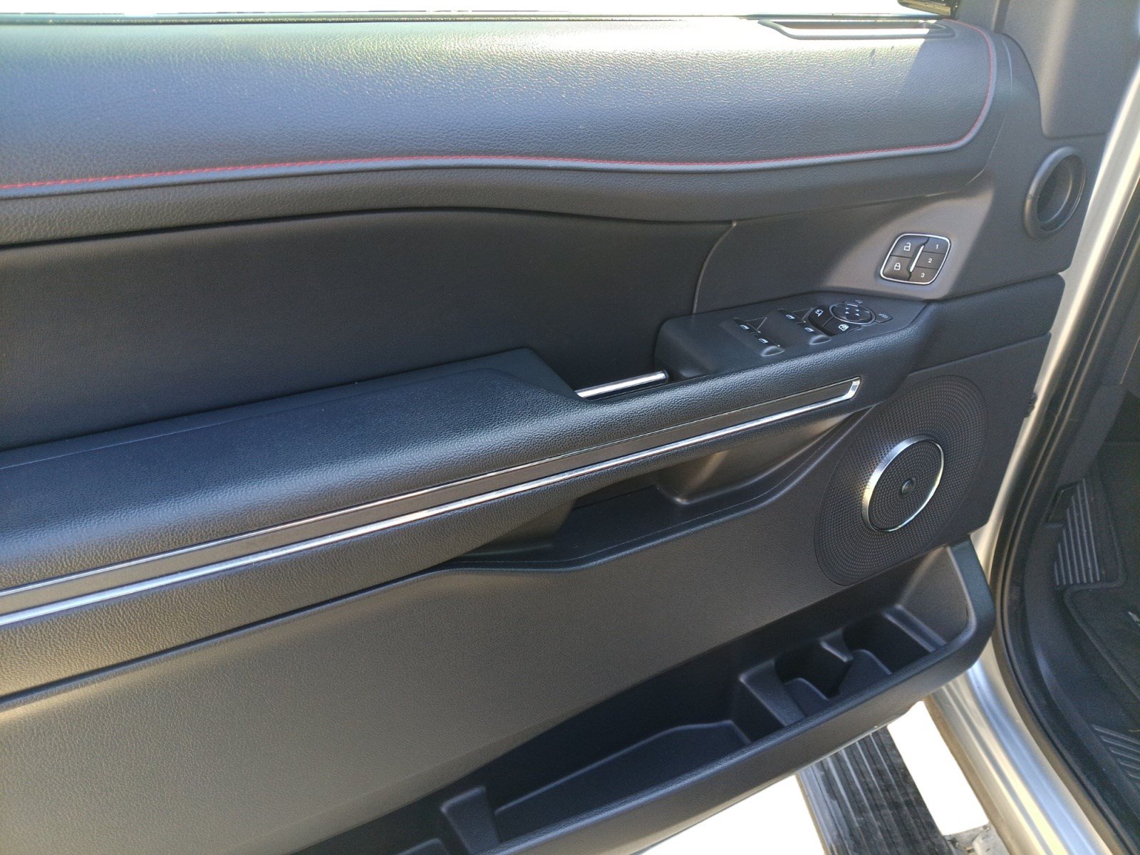Certified 2023 Ford Expedition Limited RWD image 10