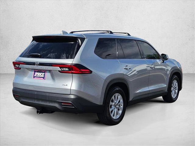 Used 2025 Toyota Grand Highlander FWD image 5