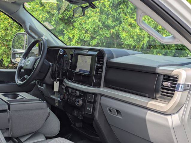 Certified 2025 Ford F350 XLT w/ Tremor Off-Road Package AWD/4WD image 34