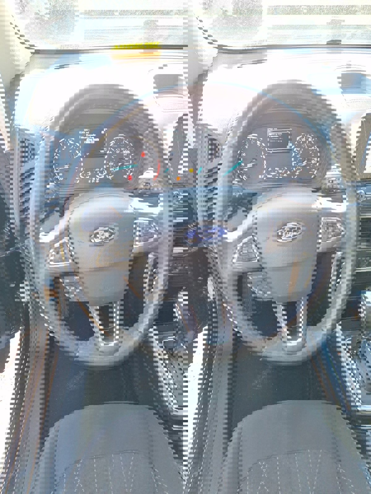 Certified 2018 Ford EcoSport SE image 9