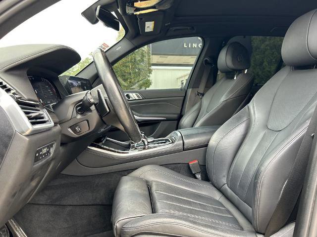 Used 2021 BMW X5 sDrive40i w/ M Sport Package image 13