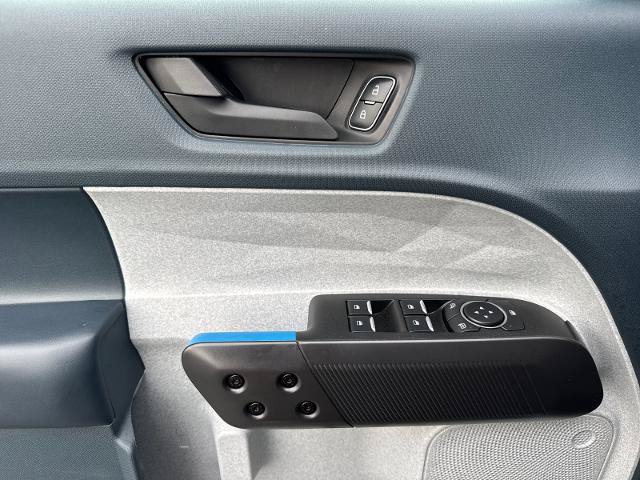 Certified 2025 Ford Maverick XLT FWD image 10