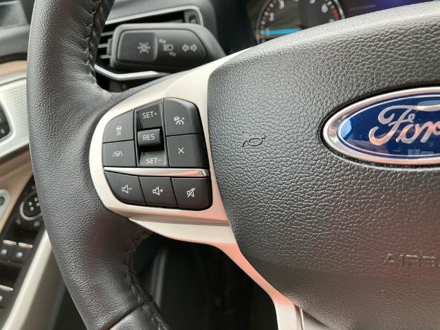 Certified 2024 Ford Explorer Limited w/ Limited Technology Package AWD/4WD image 32