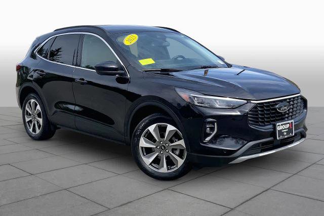 Certified 2023 Ford Escape Platinum AWD/4WD image 3