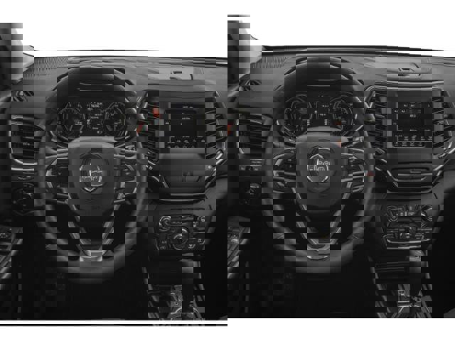 Used 2021 Jeep Cherokee Latitude Lux w/ Mopar Interior Package image 10