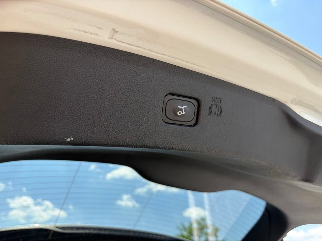 Certified 2022 Ford Edge ST-Line AWD/4WD image 35