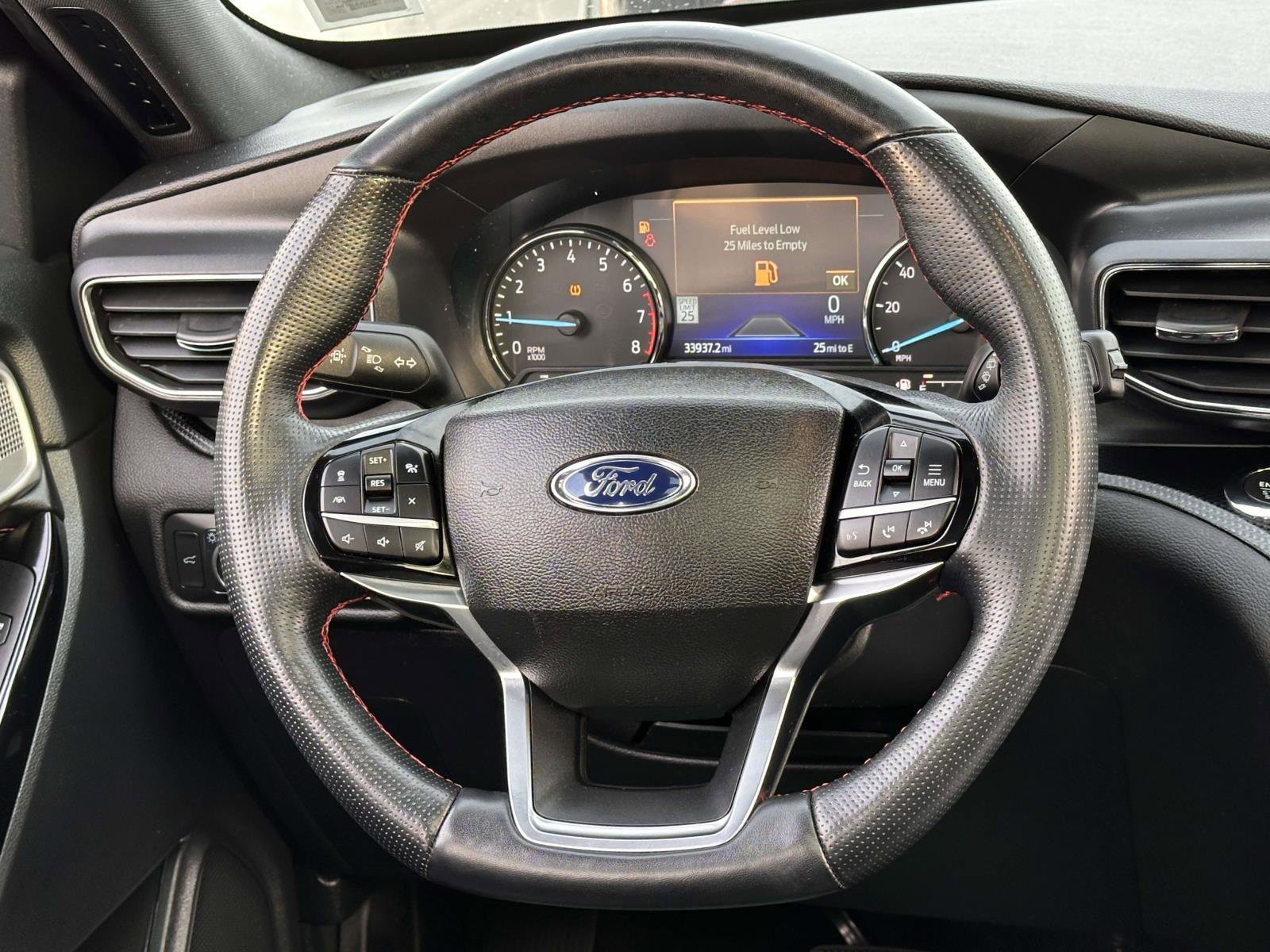 Certified 2022 Ford Explorer ST-Line image 16