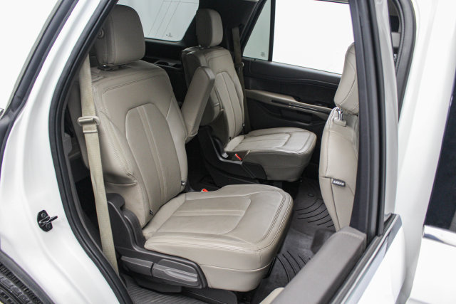 Certified 2020 Ford Expedition Limited w/ Special Edition Package AWD/4WD image 22