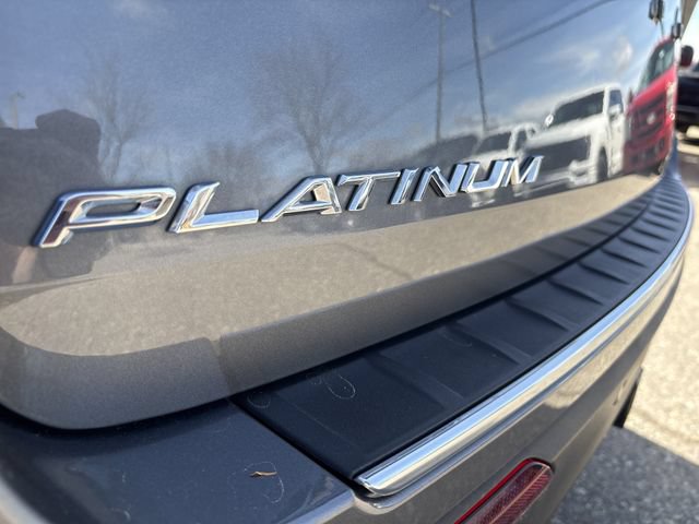 Certified 2022 Ford Explorer Platinum w/ Equipment Group 601A AWD/4WD image 59