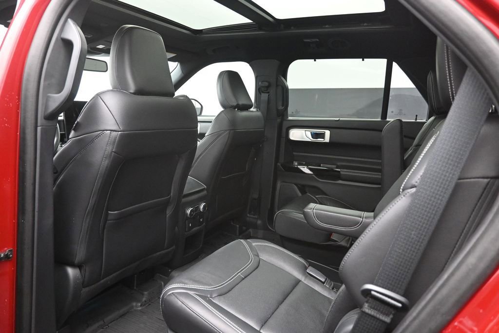 Certified 2021 Ford Explorer ST w/ Equipment Group 401A AWD/4WD image 2