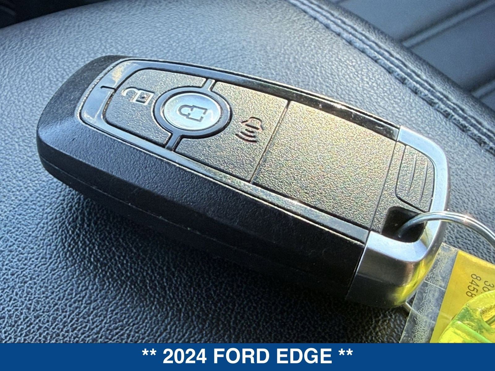 Certified 2024 Ford Edge SEL image 32