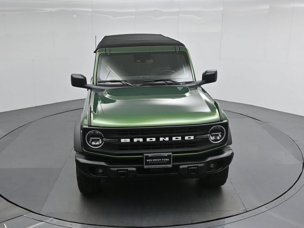 Certified 2024 Ford Bronco Black Diamond AWD/4WD image 35