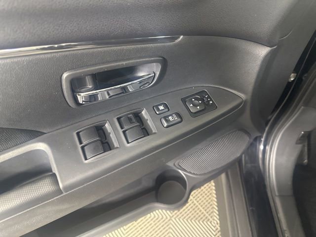 Used 2025 Mitsubishi Outlander Sport ES AWD/4WD image 15