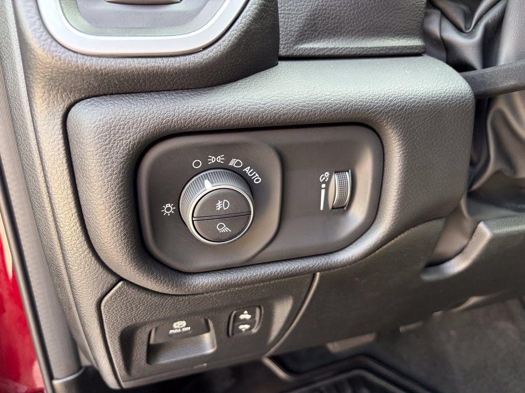 Used 2023 RAM 1500 Big Horn AWD/4WD image 11