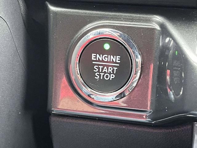 Certified 2022 Ford F150 XLT w/ Equipment Group 302A High image 18