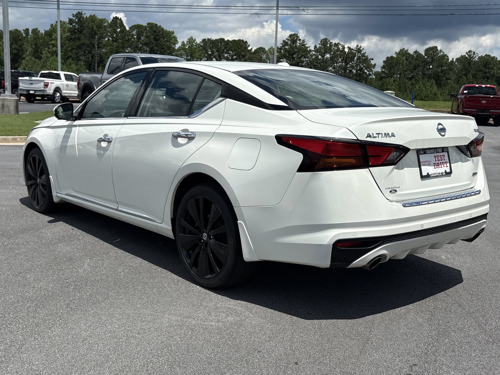 Used 2022 Nissan Altima 2.5 Platinum AWD/4WD image 21