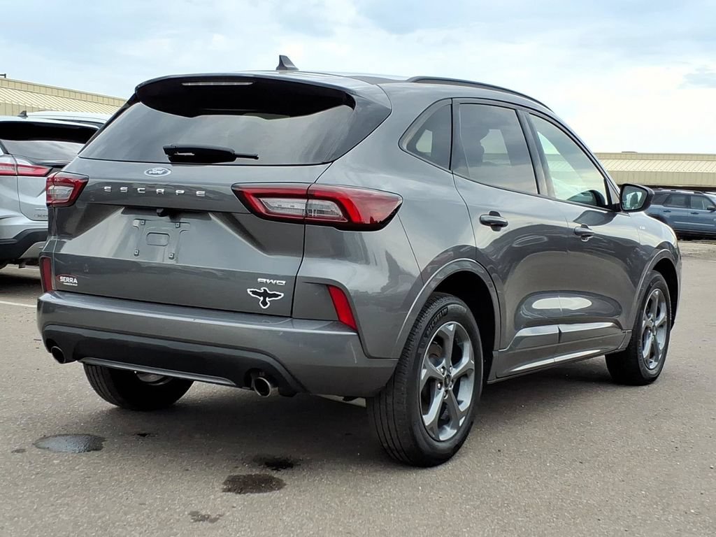 Certified 2023 Ford Escape ST-Line AWD/4WD image 5