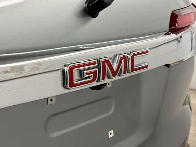 Used 2023 GMC Acadia SLE w/ Driver Convenience Package FWD image 30