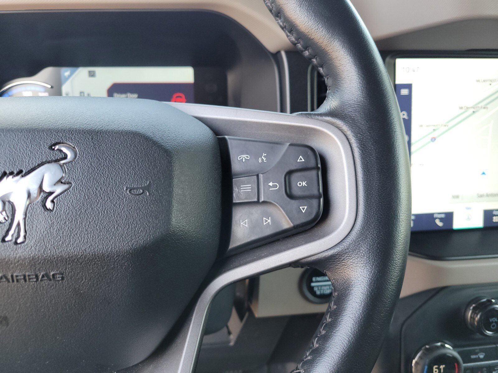 Certified 2023 Ford Bronco Wildtrak image 28