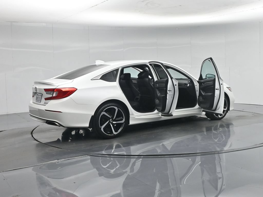 Used 2020 Honda Accord Sport image 4