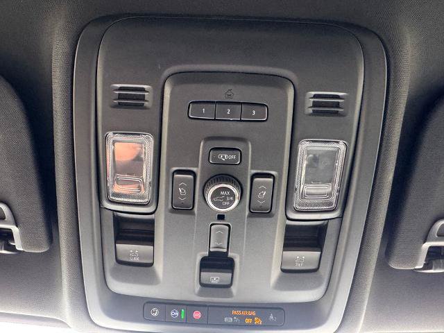 Used 2024 GMC Yukon Denali AWD/4WD image 27