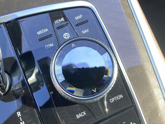 Used 2022 BMW X5 xDrive45e w/ M Sport Package image 33