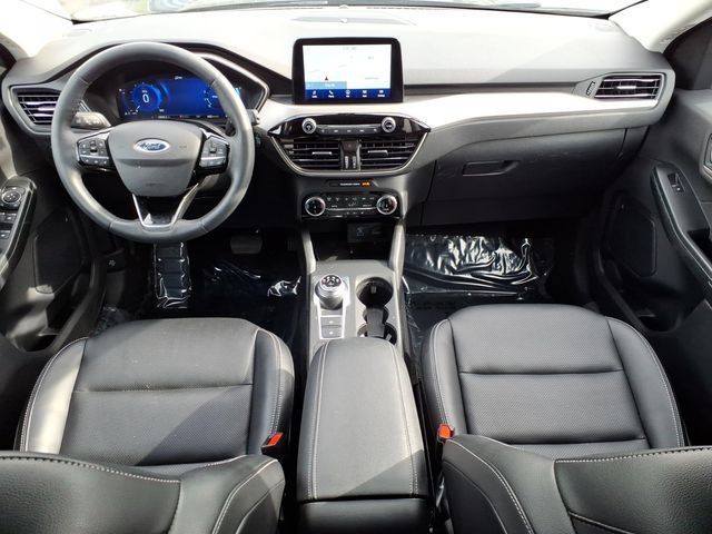 Certified 2022 Ford Escape SEL w/ Technology Package AWD/4WD image 11