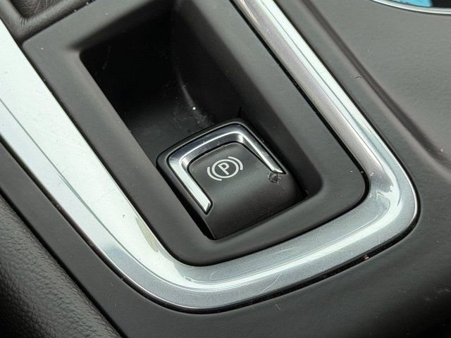 Used 2019 Chevrolet Equinox LT AWD/4WD image 40
