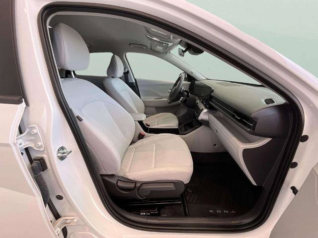 Used 2025 Hyundai Kona SEL AWD/4WD image 20