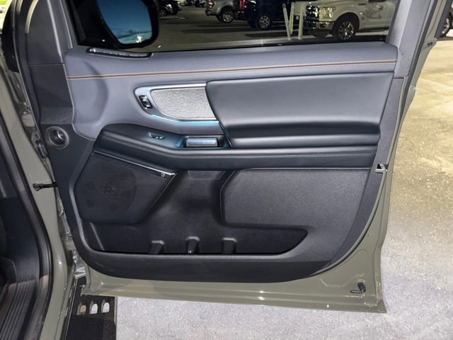 Certified 2025 Ford Expedition Tremor AWD/4WD image 16