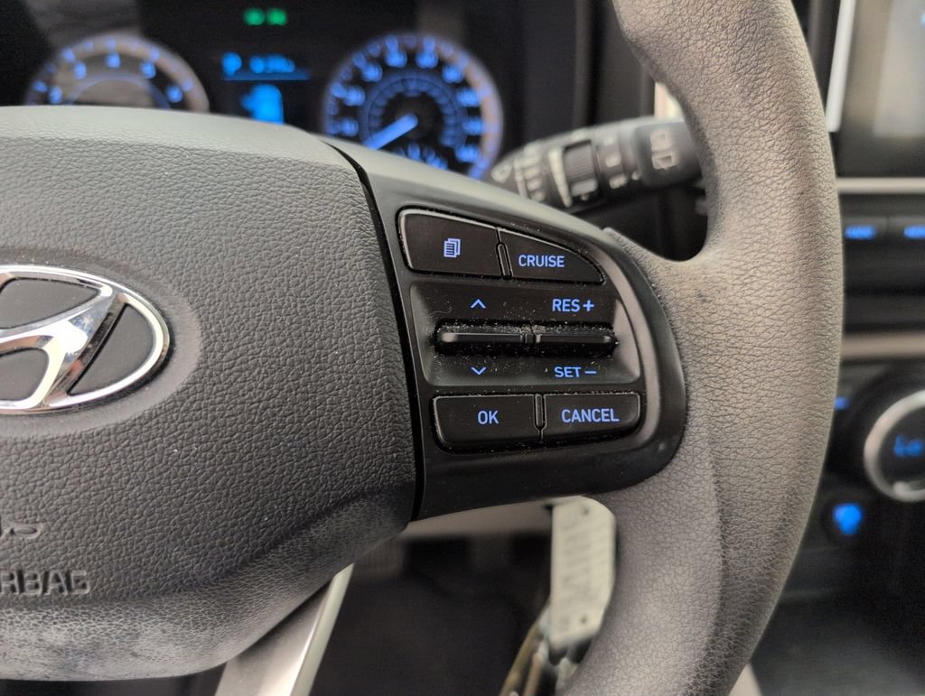 Used 2020 Hyundai Venue SEL FWD image 36