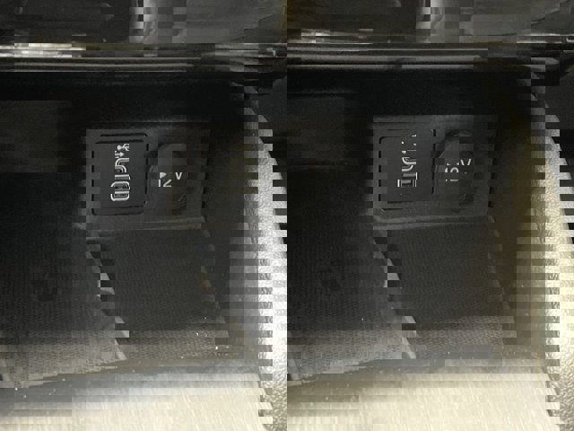 Certified 2024 Ford Escape Platinum image 31