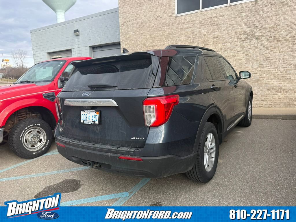 Certified 2024 Ford Explorer XLT w/ Class IV Trailer Tow Package image 4