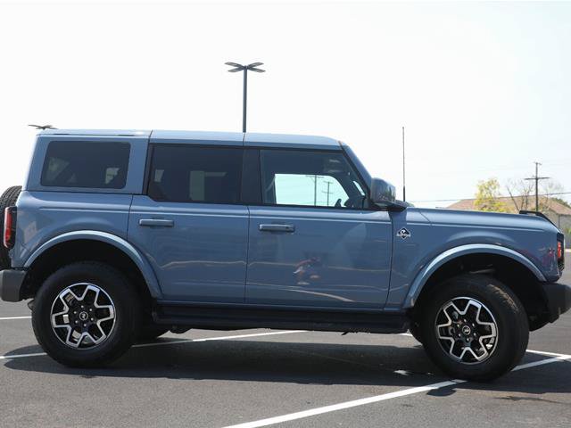 Certified 2025 Ford Bronco Outer Banks AWD/4WD image 7