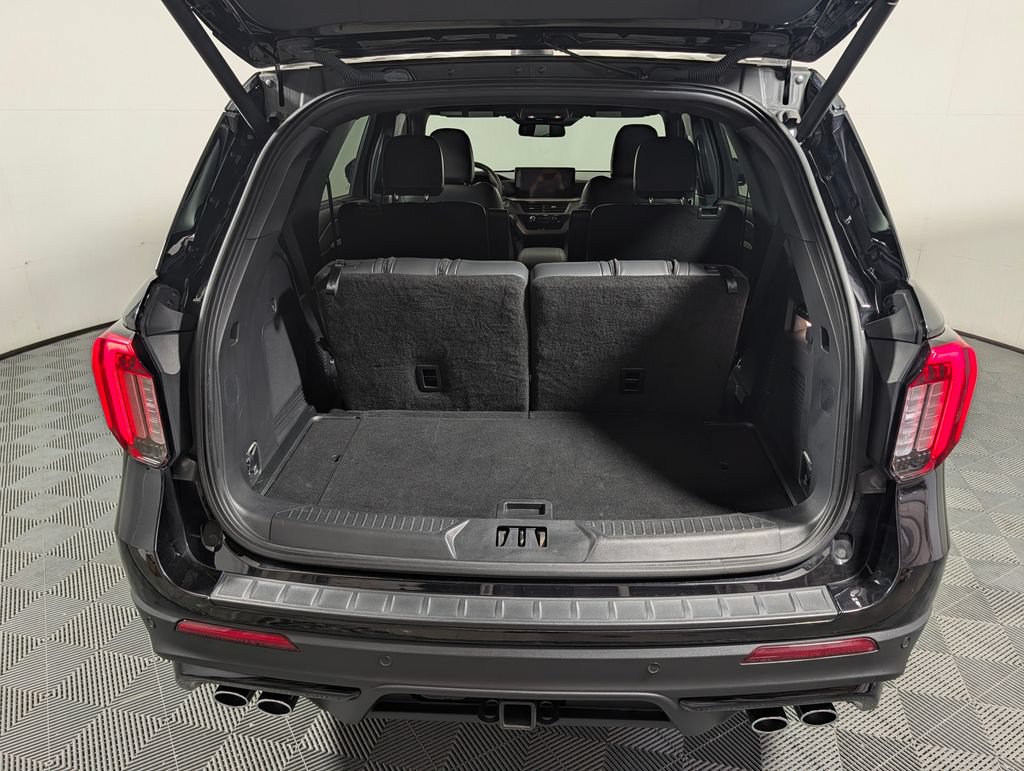 Certified 2025 Ford Explorer ST AWD/4WD image 6