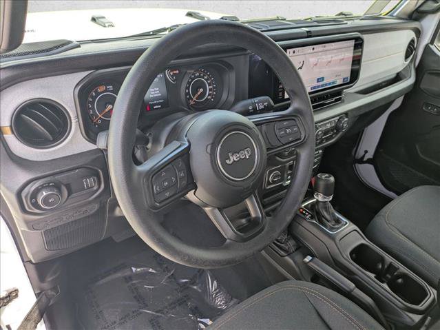 Used 2026 Jeep Wrangler Sport AWD/4WD image 10