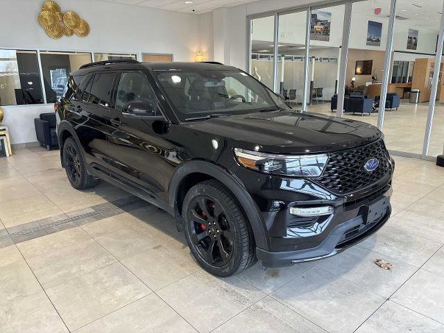 Certified 2022 Ford Explorer ST w/ ST Street Pack image 7