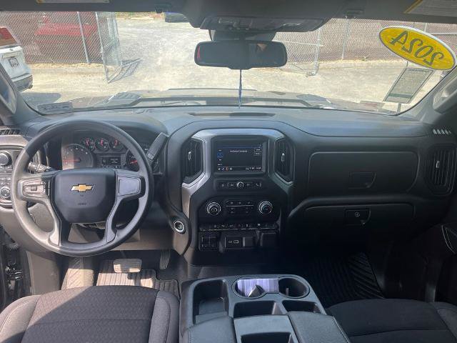 Used 2024 Chevrolet Silverado 2500 Custom w/ Custom Value Package AWD/4WD image 16
