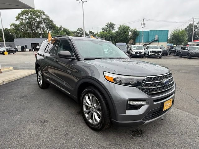 Certified 2023 Ford Explorer XLT w/ Equipment Group 202A AWD/4WD image 11
